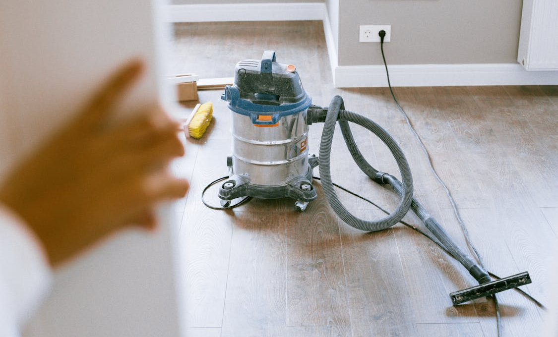 Schone lucht in industriële omgevingen met een professionele stofzuiger