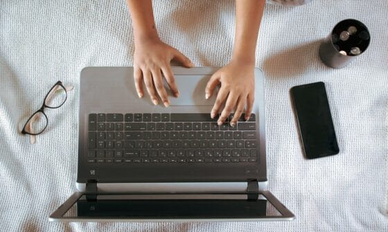 Zo houd je zakelijk en privé gescheiden